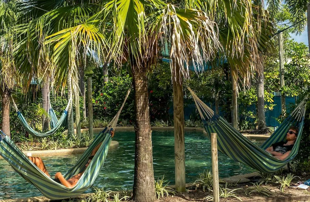 Summer House Backpackers Cairns
